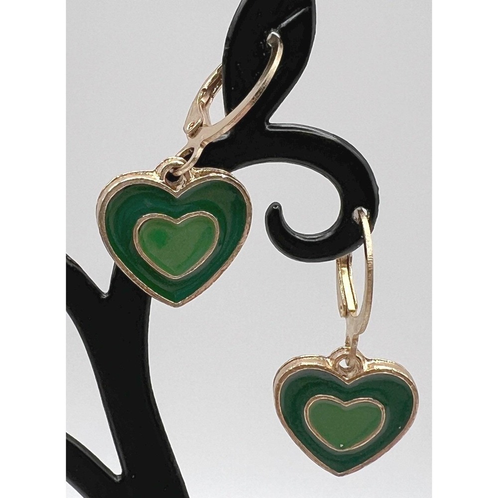 Vintage Green Enamel Heart Dangle Earrings Gold Tone Pierced 1/2"